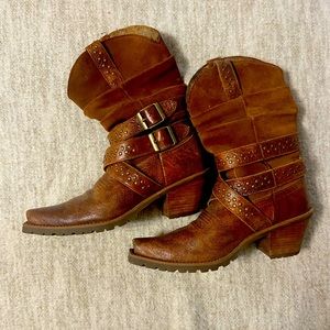 Ariat boots NWOT